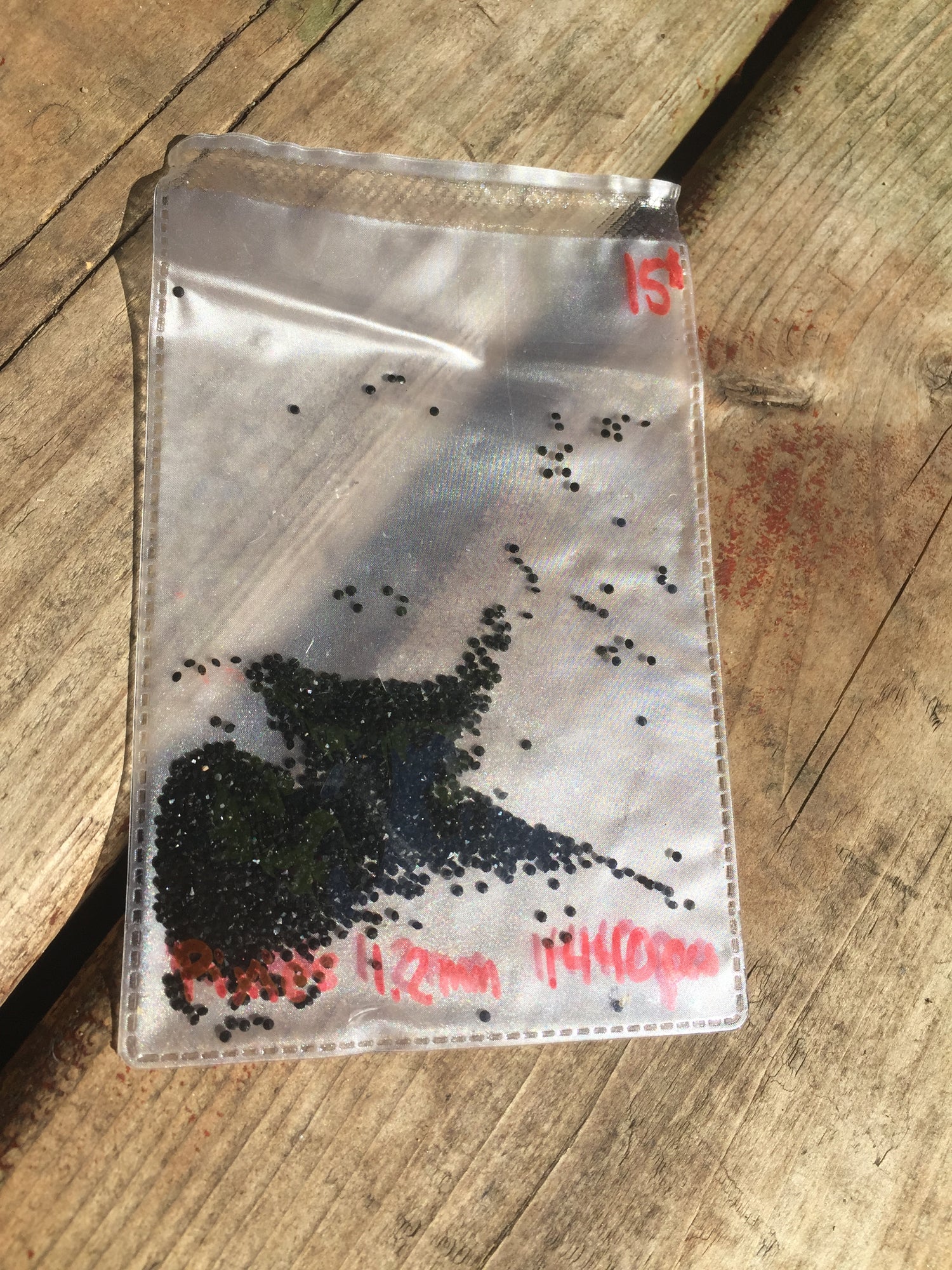 Cristaux Pixies 1.2mm Noir (1440)