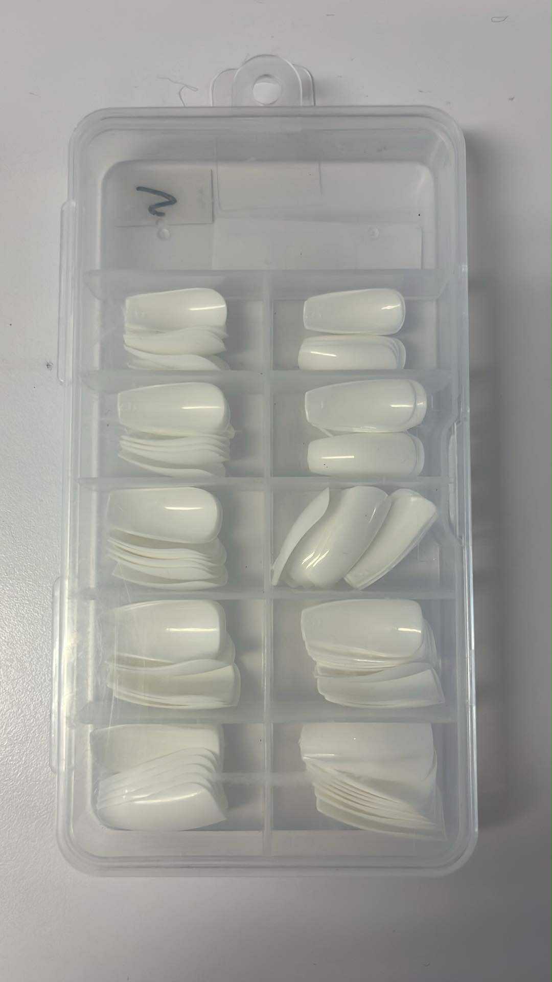 Prothèses Pleines Blanche en Boite (100)