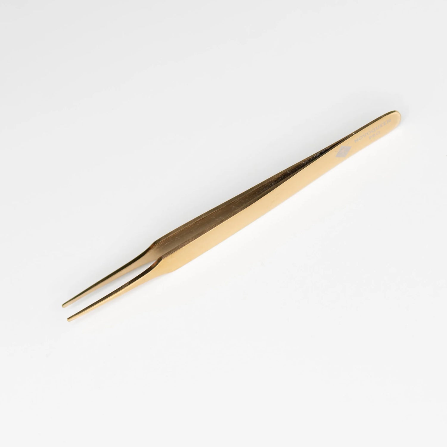 Novoqueen Brushing Tweezer